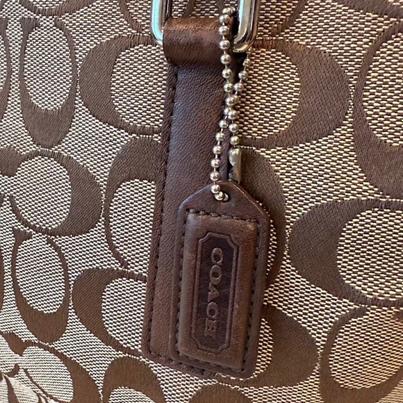 Coach Signature Tote Bag Canvas Beige Auth (EUC) - Picture 3 of 16